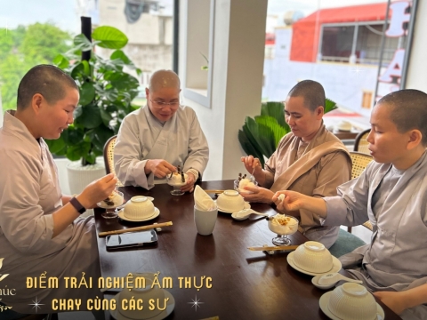 KHÁCH HÀNG THÂN YÊU
