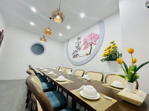 KHÔNG GIANG RIÊNG TƯ